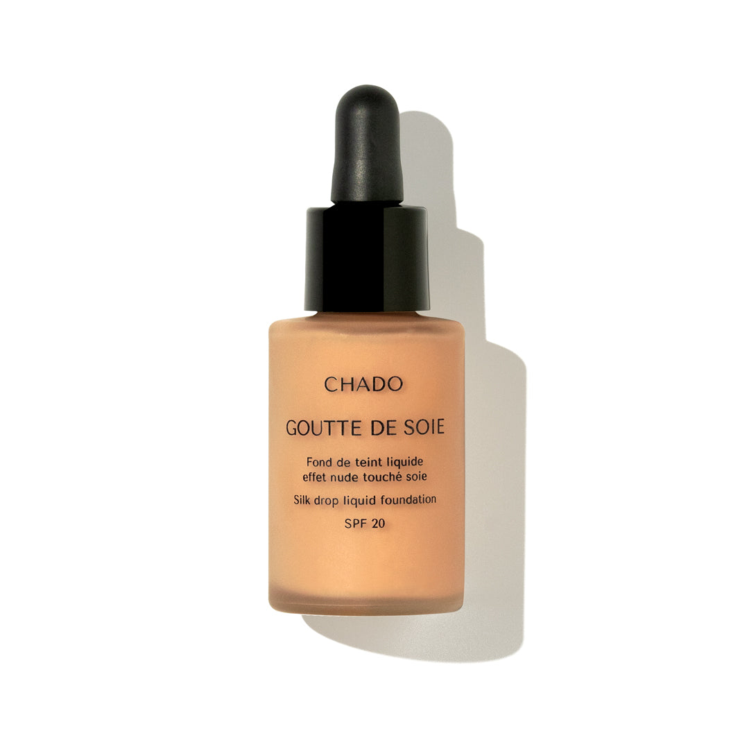 CHADO Goutte de Soie Foundation in Havane shade – matte SPF 20 foundation for deep skin tones