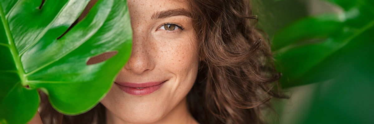 Natural vs. Synthetic Cosmetic Ingredients