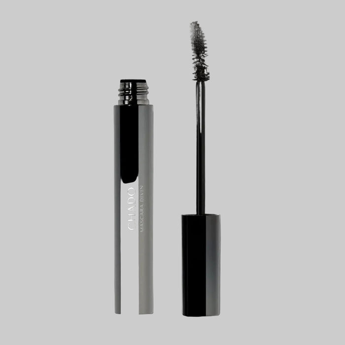 Mascara Divin packaging showcasing the sleek design of the paraben-free, cruelty-free lengthening and volumizing mascara