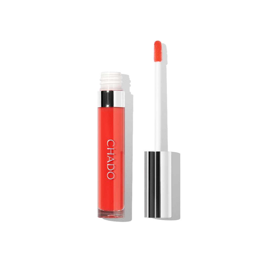 CHADO Lip Gloss in Joyful berry-pink tone with reflective shine